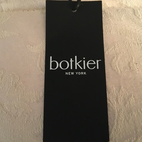 Botkier New!! CHELSEA TRAVEL CROSSBODY - Picture 8 of 11